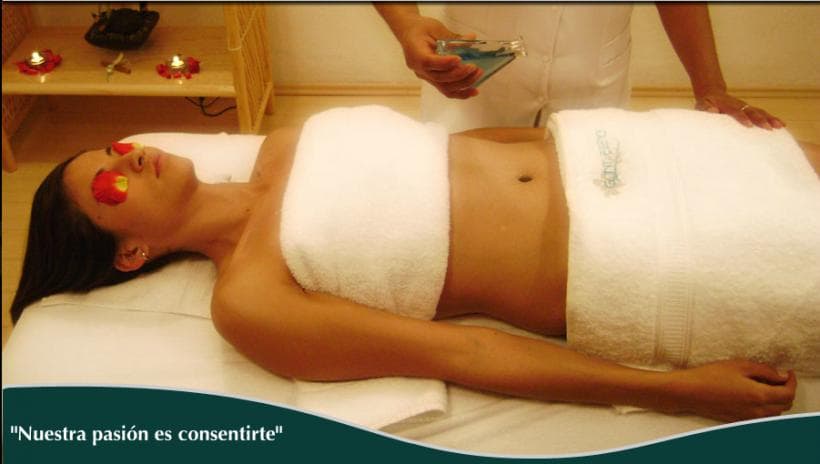 Glint & Essence Spa